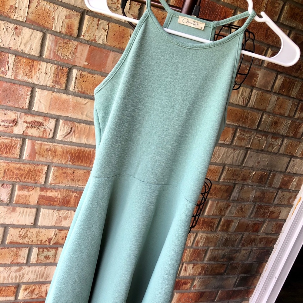 GORGEOUS DRESS